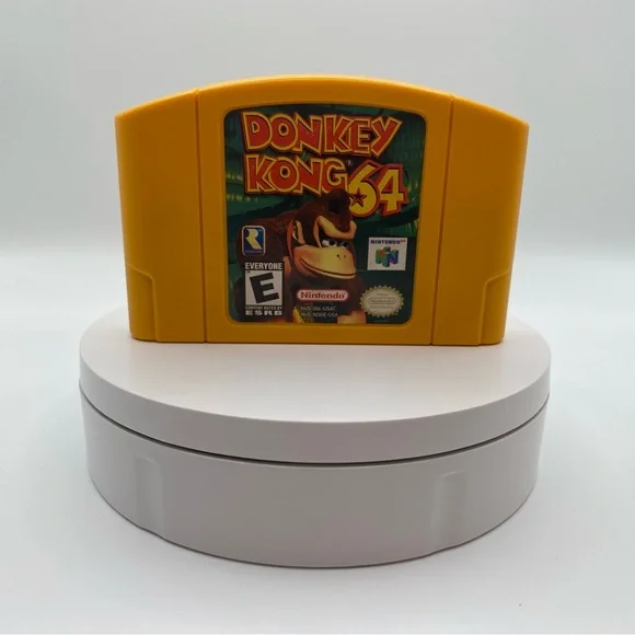 Donkey Kong 64 for Nintendo 64. With plastic protective case. - Picture 5 of 5